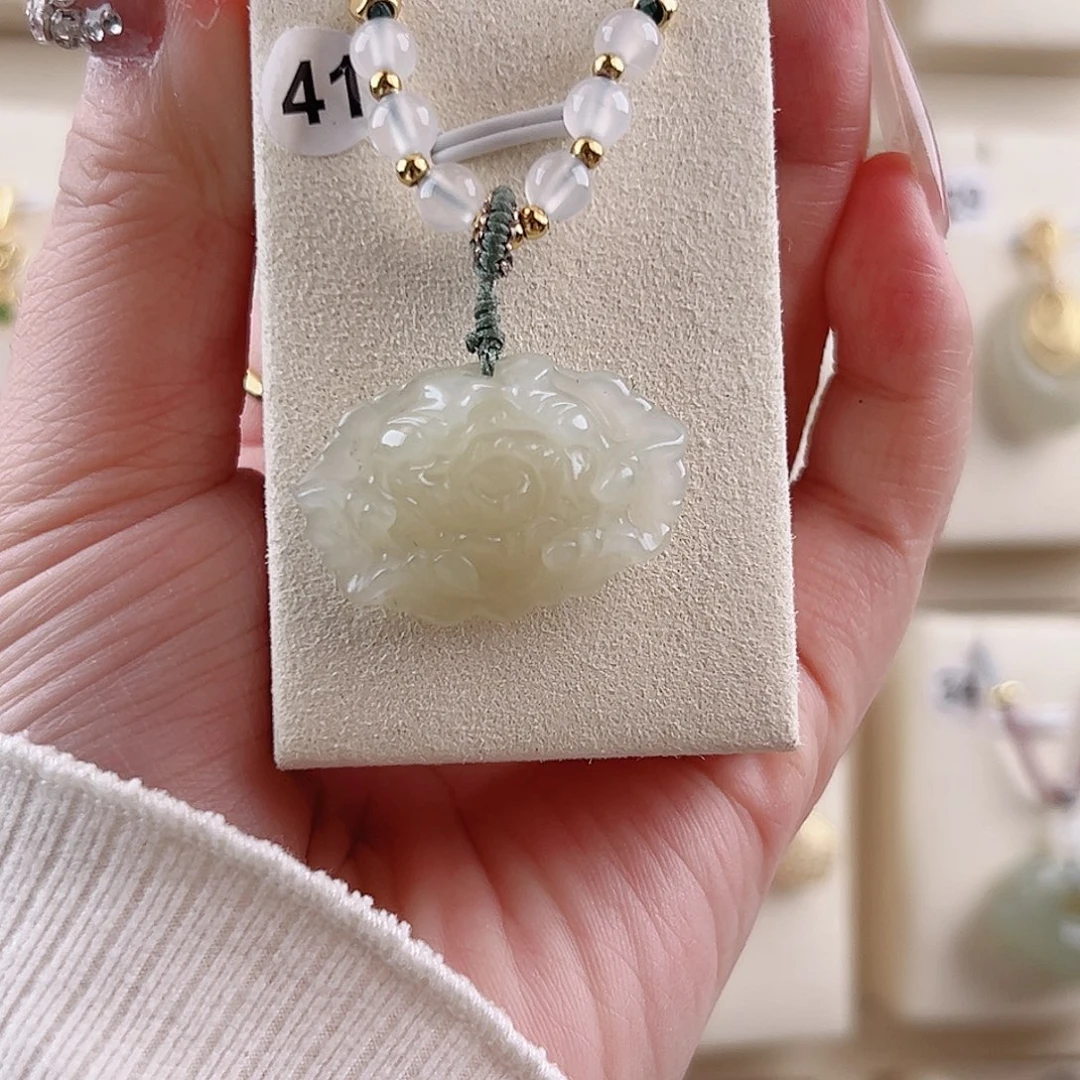 和田玉吊坠(不含链)未镶嵌