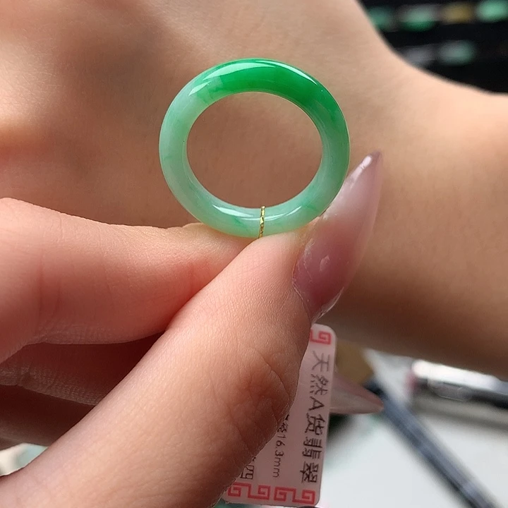 翡翠未镶嵌戒指12圈