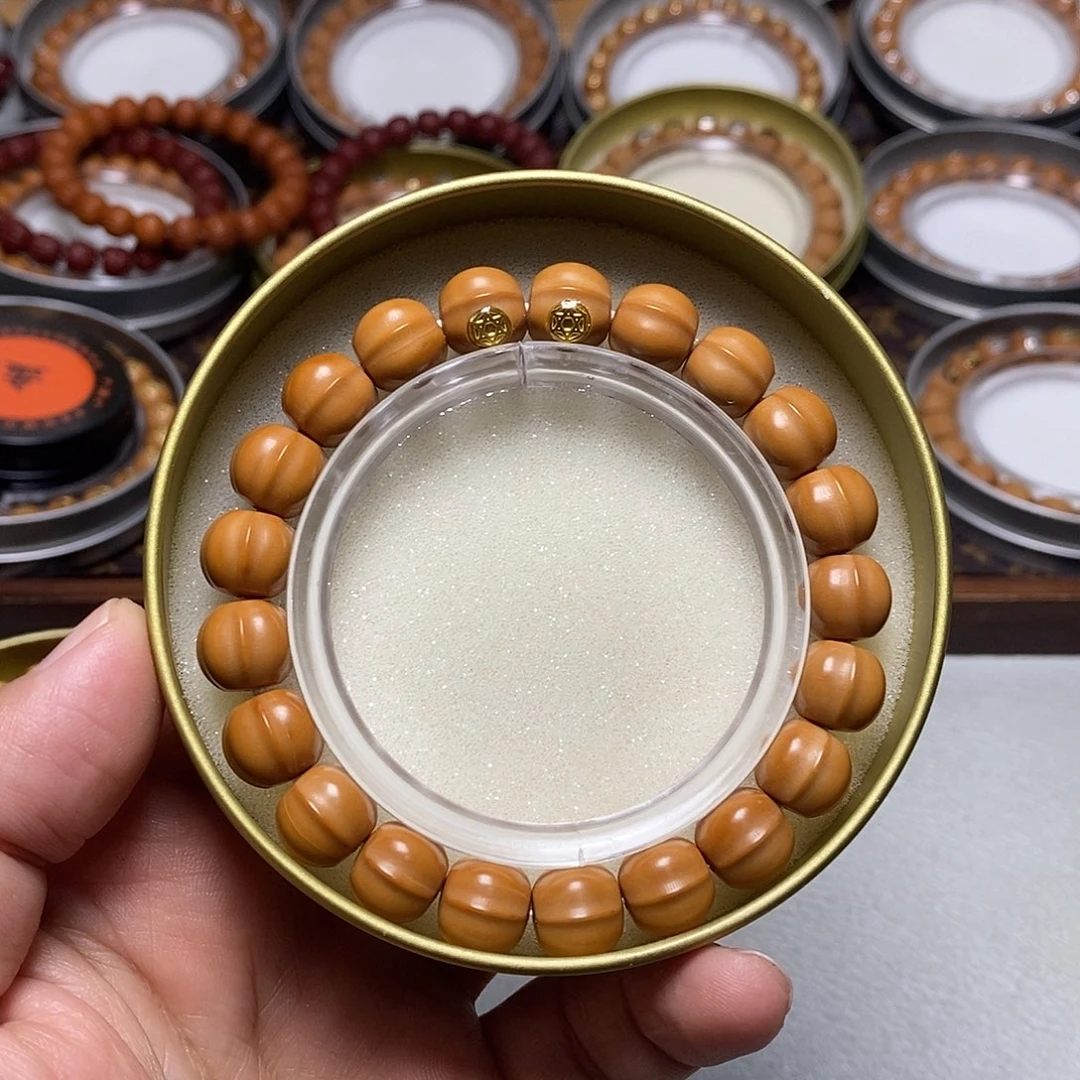 猴头核桃手串5号18k双标鲨鱼鳍11左右