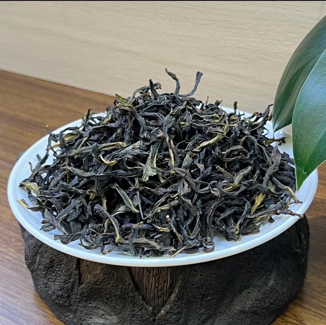 潮州凤凰单丛头春大乌叶清香型