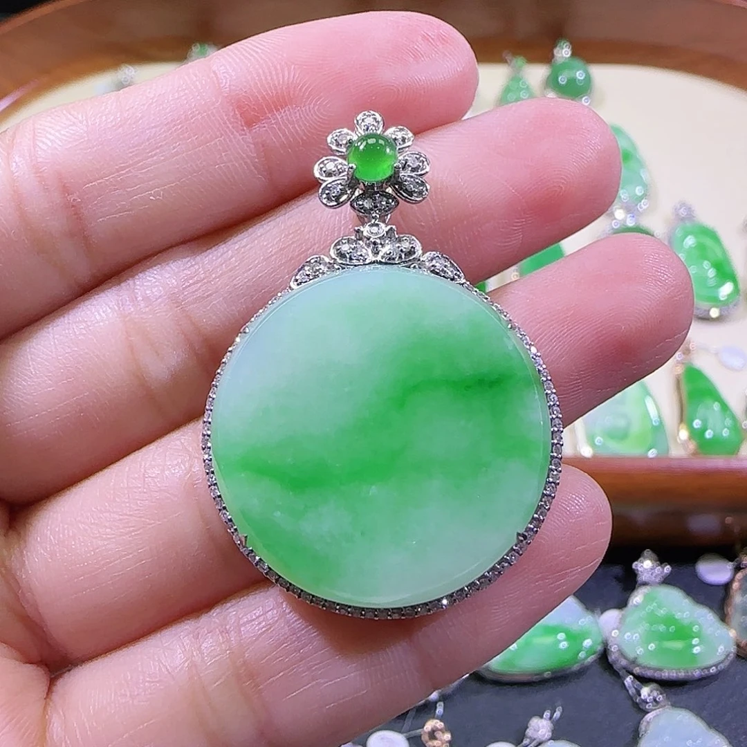 翡翠18K金镶嵌吊坠(不含链)
