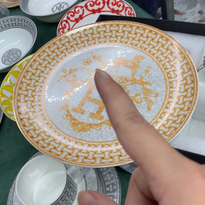 瓷片全套的都有的