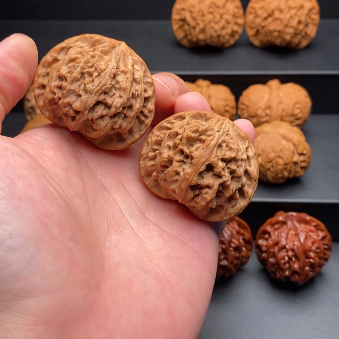 文玩核桃吊坠玉华宫43