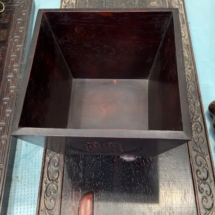 龙***）非洲紫檀（红花梨）
