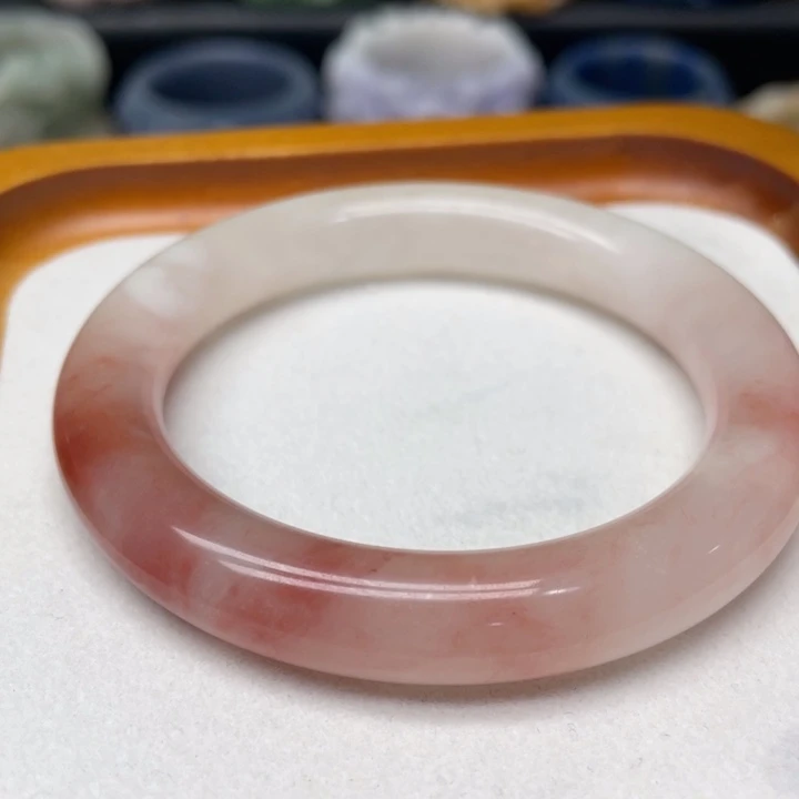 石英质玉未镶嵌珠宝半成品桃花酿54口径