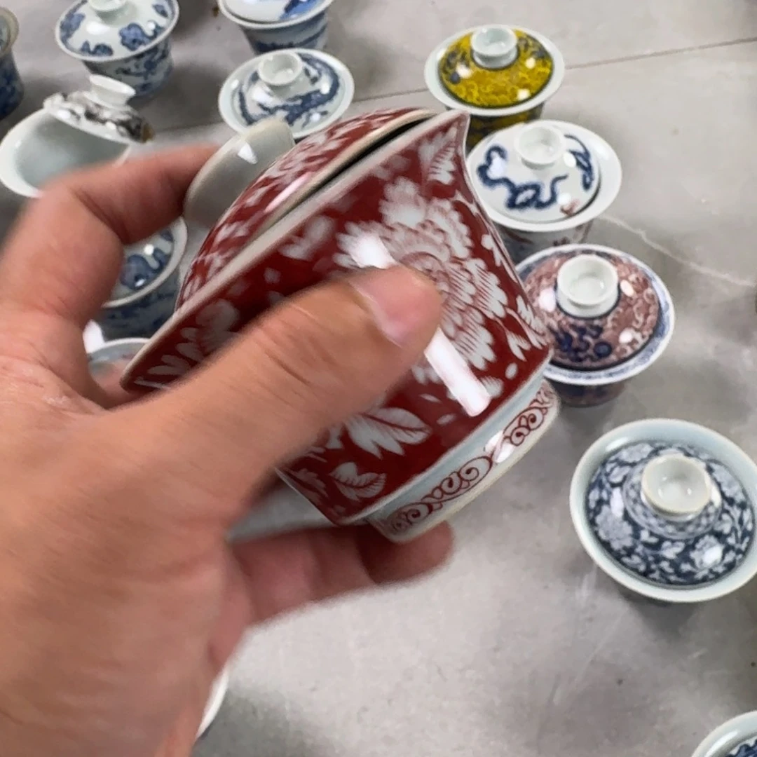 摆件釉里红国色天香两才盖碗