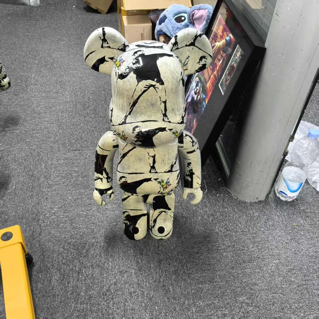 【山】beabrick 积木熊 班克西扔花 夏威夷成色 1000%  潮流玩具