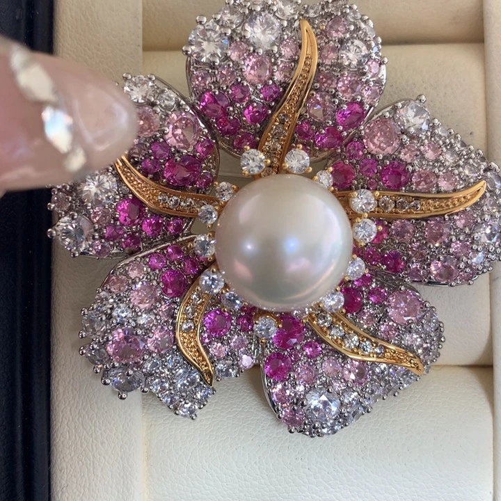 未镶嵌胸饰淡水珍珠