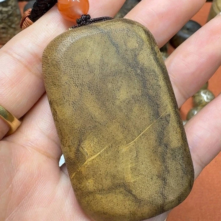 大叶紫檀（黑酸枝木类）