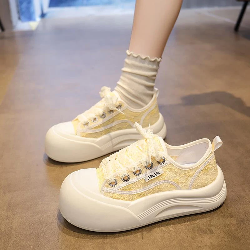 秋季帆布小白鞋女2025夏季新款百搭增高透气蕾丝网面休闲运动板鞋