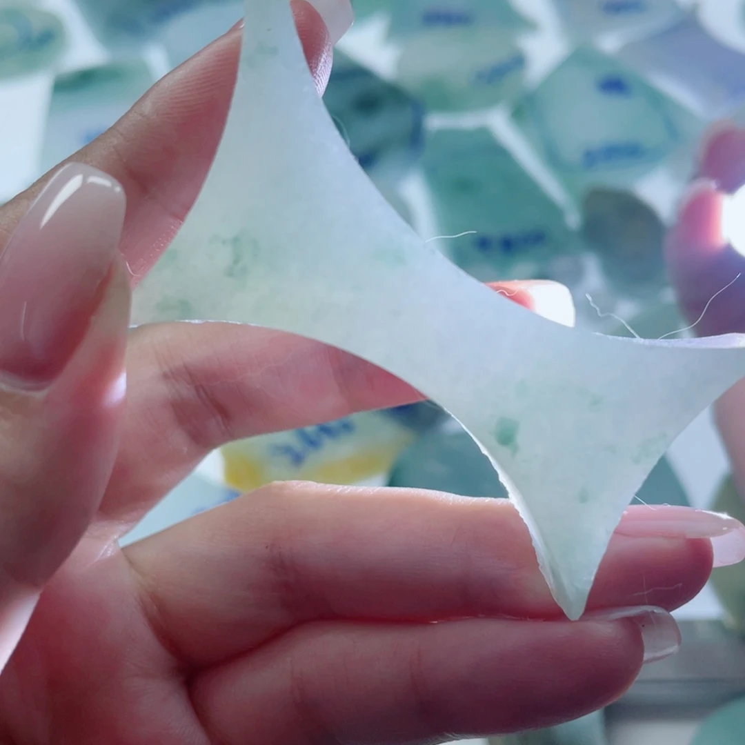 定制翡翠未镶嵌天然翡翠A货