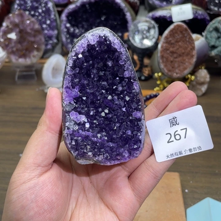 未镶嵌珠宝半成品水晶