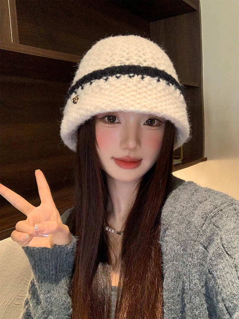 韩系简约白色针织毛线帽女秋冬显脸小保暖登山防寒大头围包头帽子