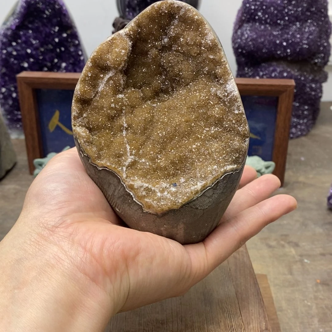 未镶嵌紫晶大型摆件（非配饰）