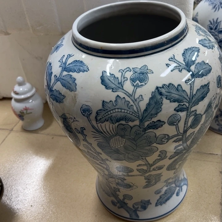 瓷片微瑕。。。。。。。。。。