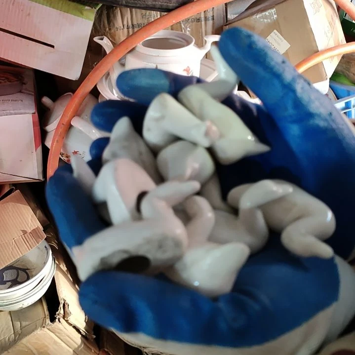 摆件陶瓷盘子碗啥都有