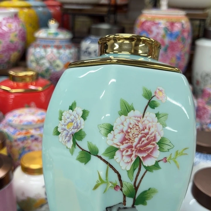 高端陶瓷茶叶密封罐