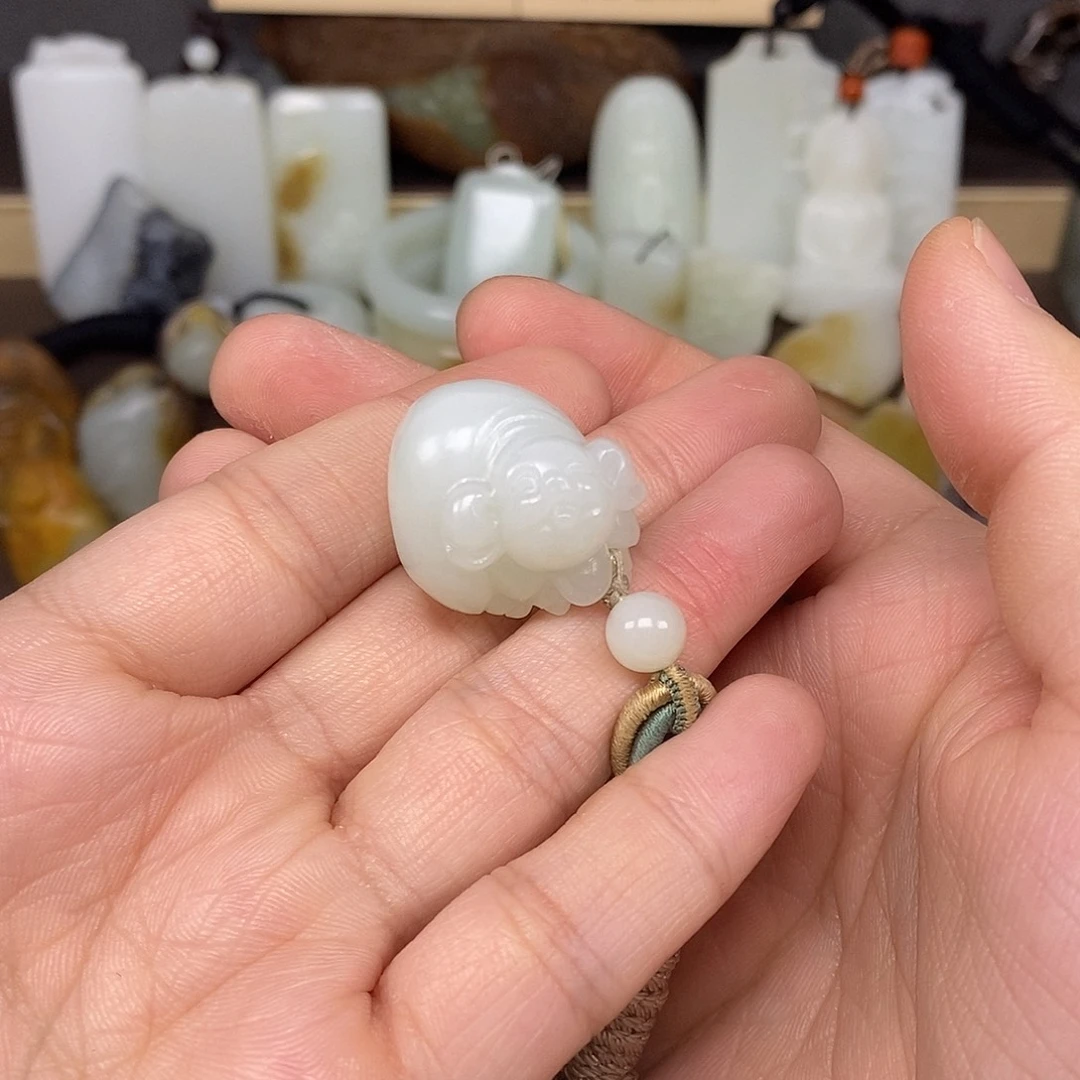 和田玉未镶嵌颈饰21