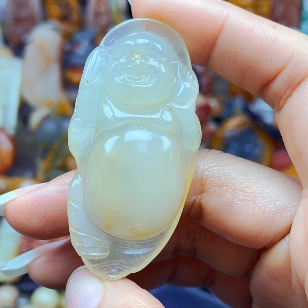 石英质玉(黄龙玉)未镶嵌颈饰