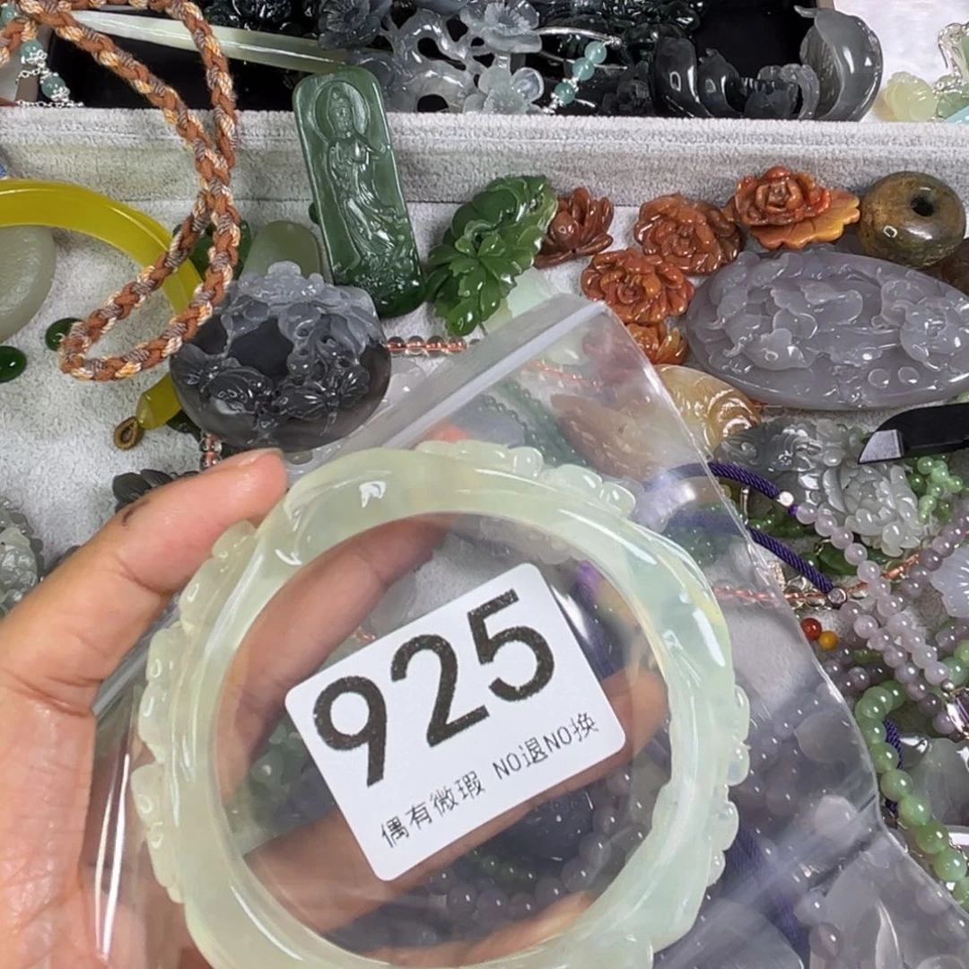 岫玉未镶嵌发饰乖*