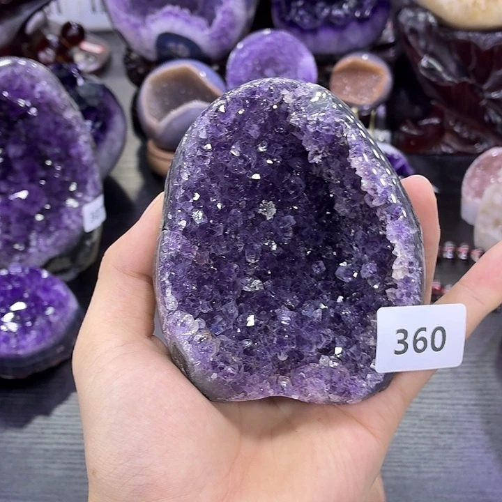 水晶未镶嵌大型摆件（非配饰）