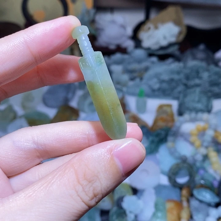 未镶嵌定制翡翠翡翠