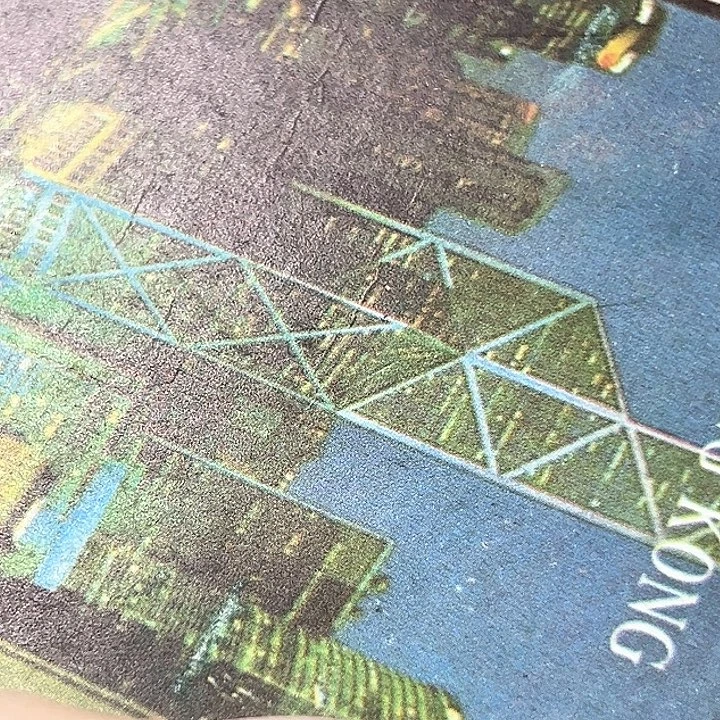 香港回归胸章一个邮册