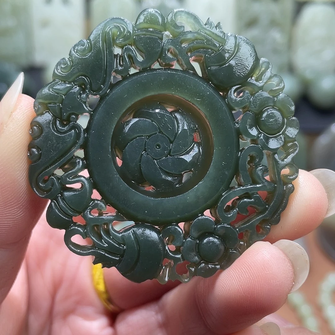 和田玉未镶嵌吊坠(不含链)