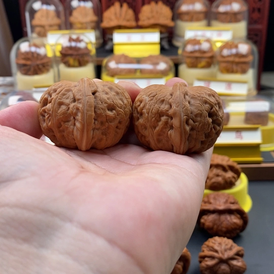 吊坠文玩核桃平谷元宝，全品，尺寸44