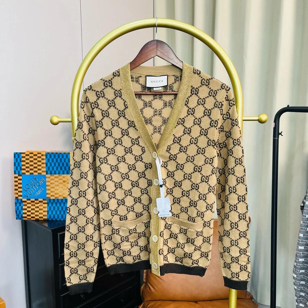 99新 GUCCI/古驰 金色满印针织开衫 xs码