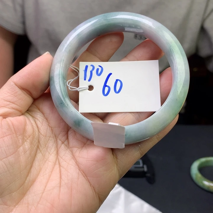 未镶嵌手镯翡翠130