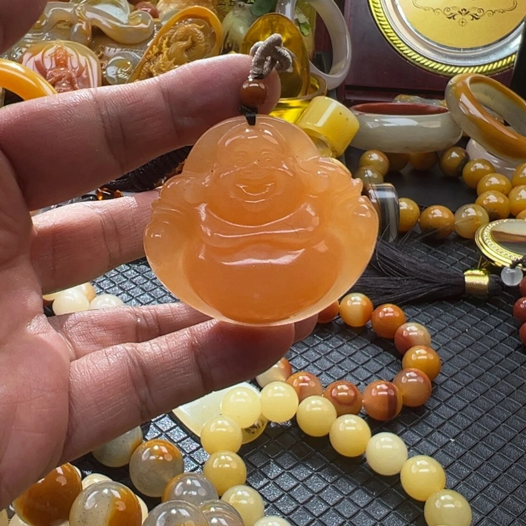 石英质玉未镶嵌颈饰