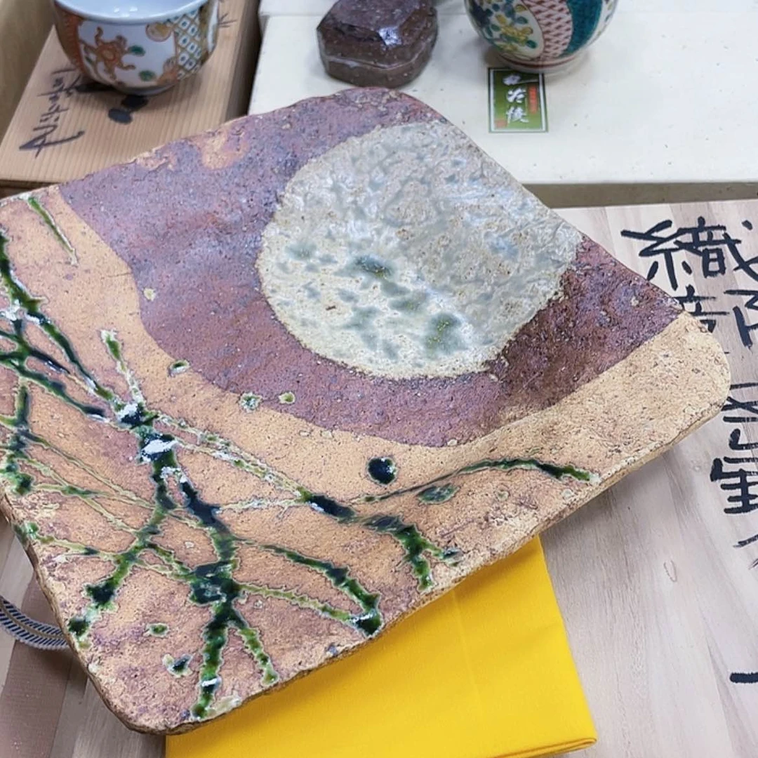 【闪购商品】瓷片那****年瓷制作工艺品摆件