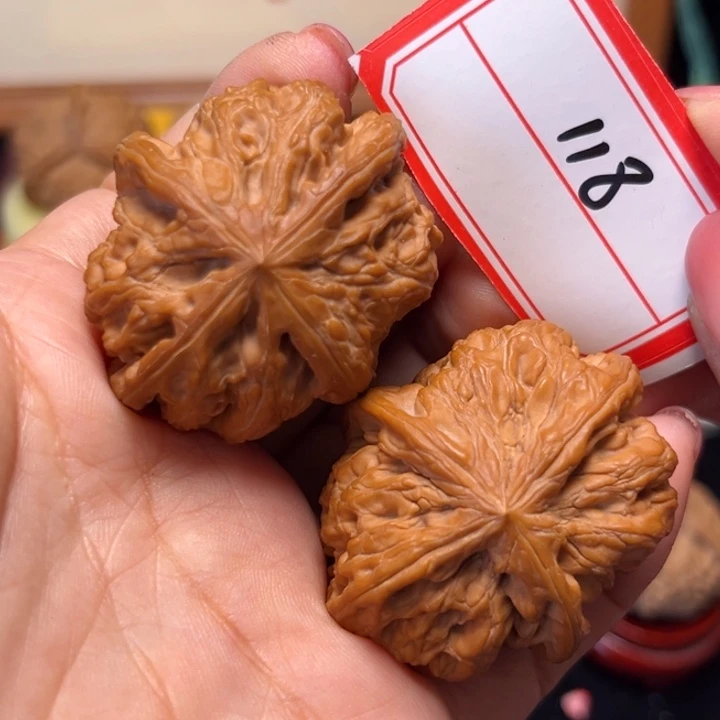 手串文玩核桃44大克重将军膀四棱118