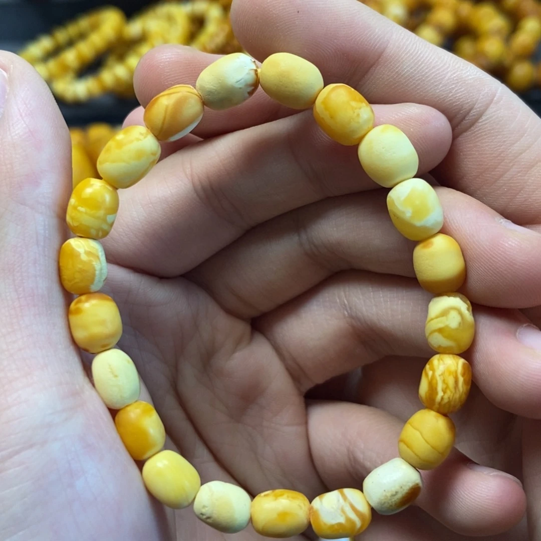 未镶嵌琥珀珠宝奇石