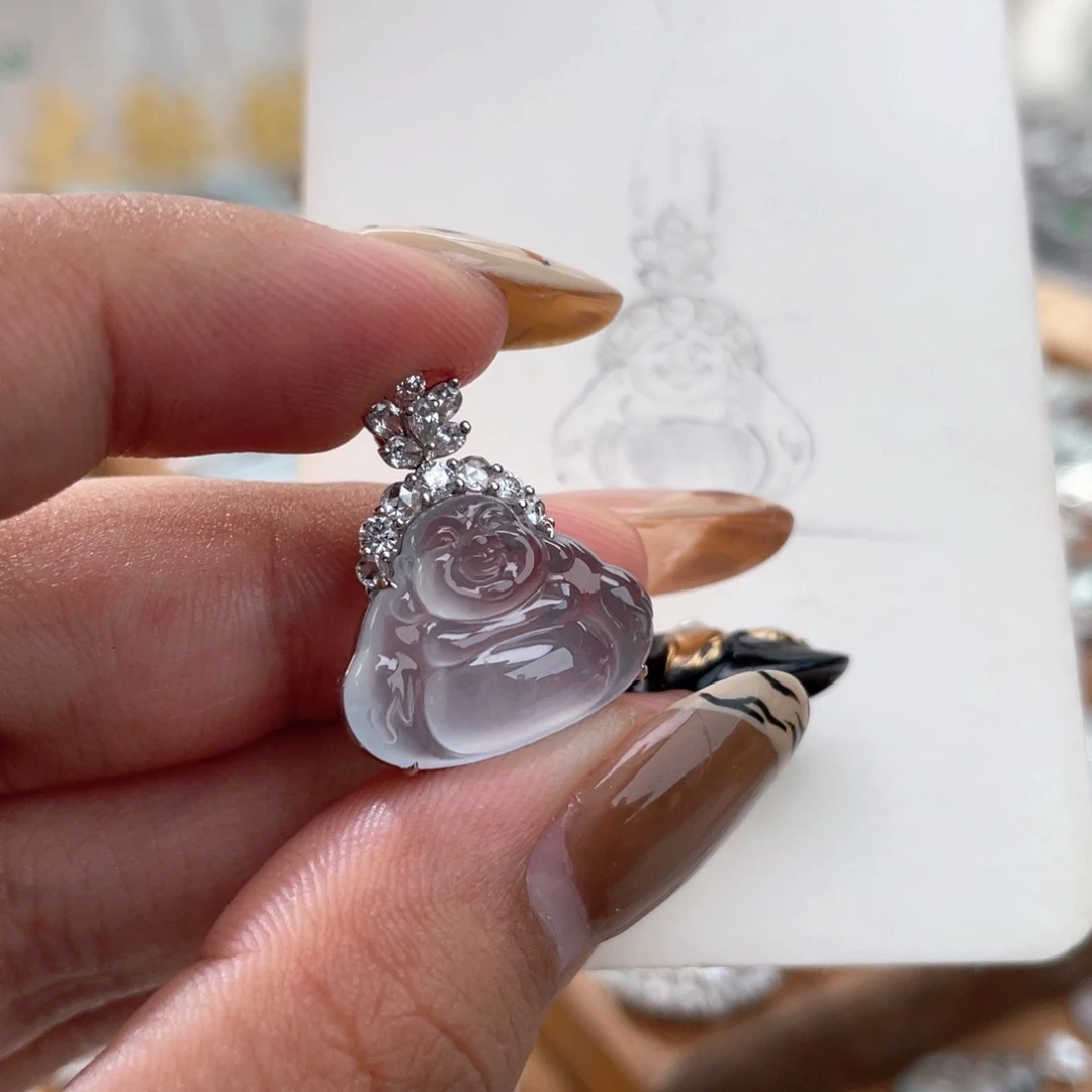 翡翠18K金镶嵌颈饰佛公