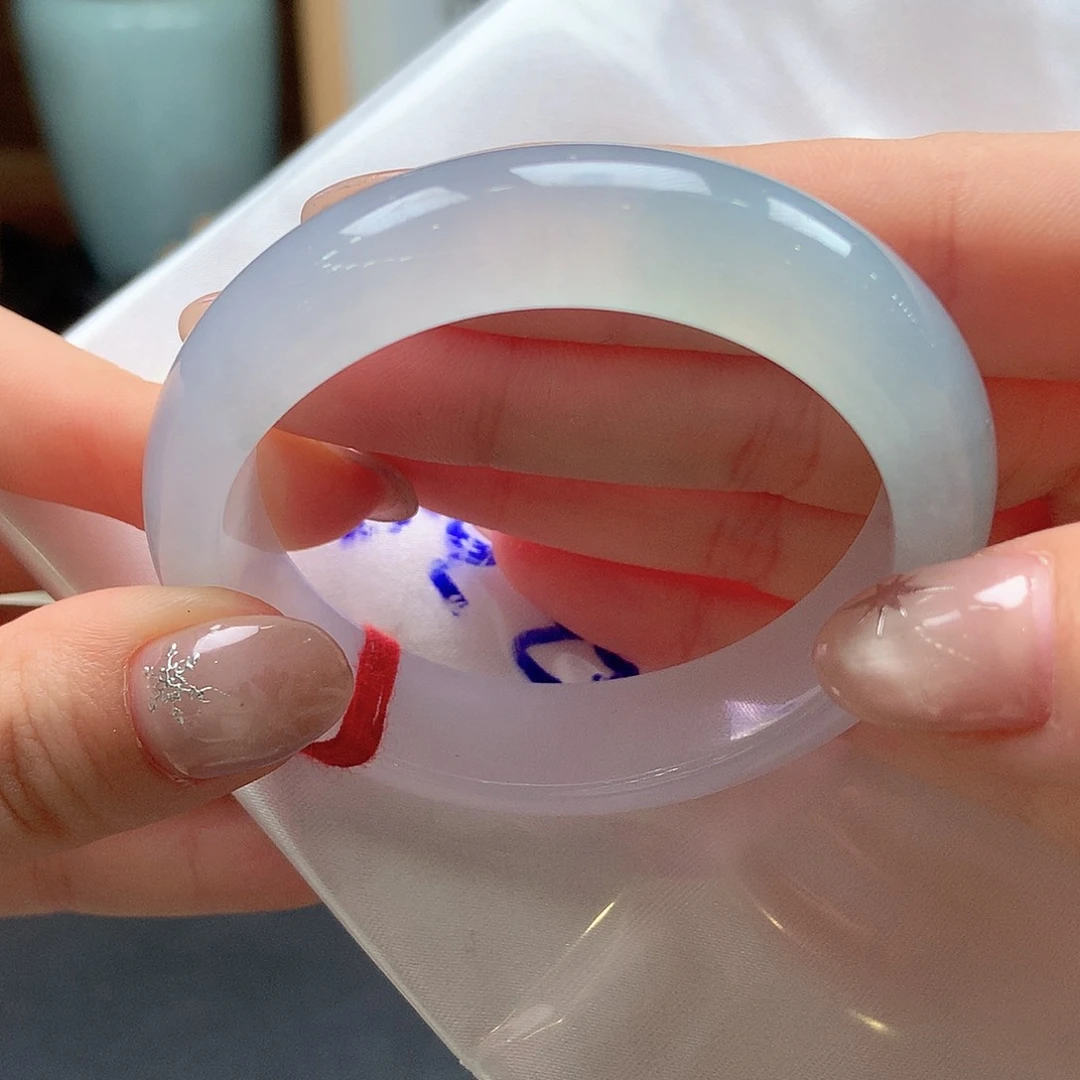 翡翠未镶嵌手镯冰润果冻底贵妃77号