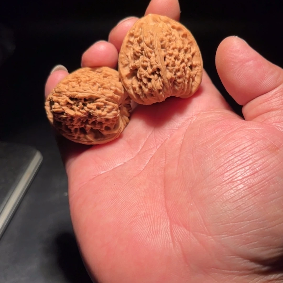 【闪购商品】W*.文玩核桃木制手把件