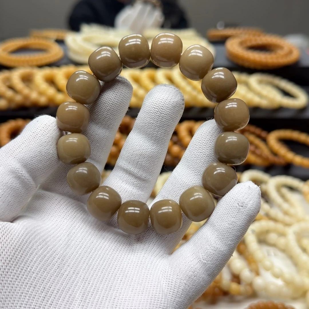 菩提根/象牙果手串14×15 2年 鬼工
