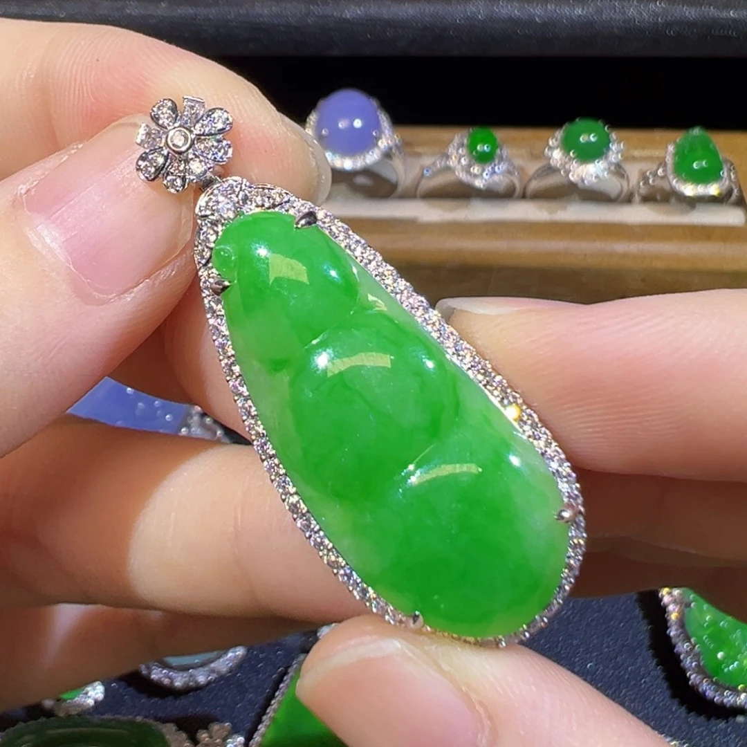 翡翠18K金镶嵌吊坠(不含链)