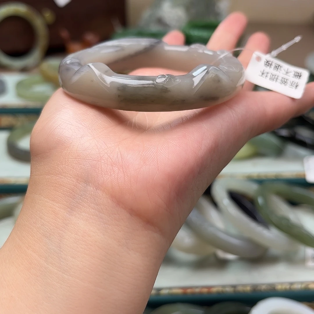 和田玉手镯未镶嵌56.2