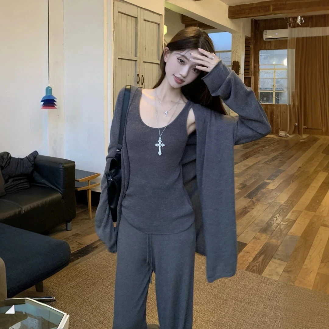 纯欲风性感简约套装女2025初秋新款宽松针织衫背心高腰阔腿三件套