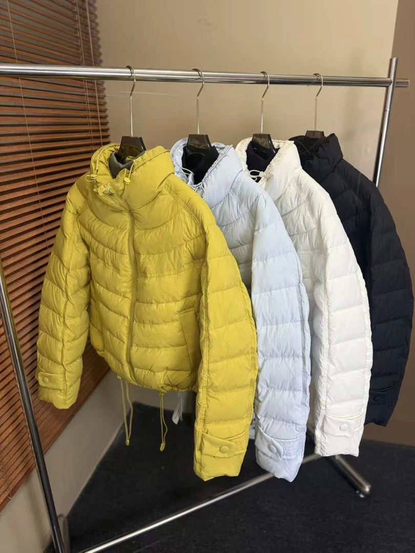 【鑫鑫】2025秋冬新款韩系百搭双领排骨不挑人泡芙轻暖羽绒外套