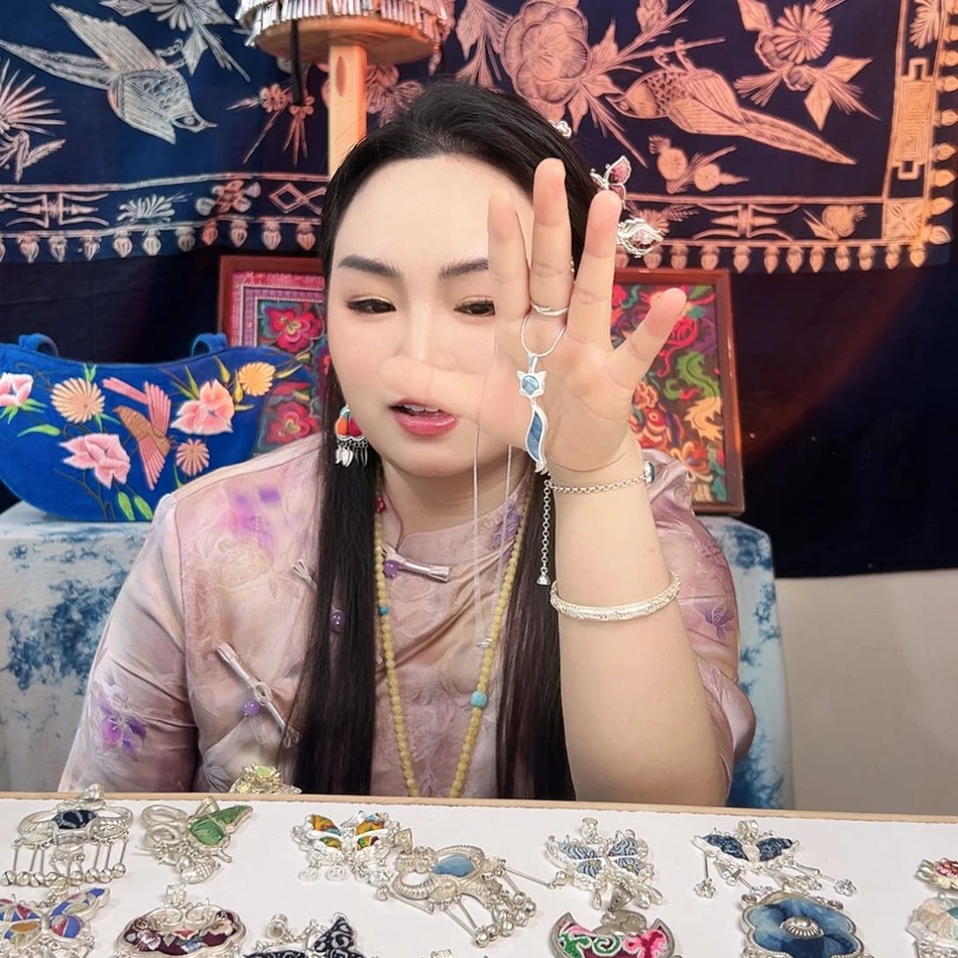 刺绣民族风新中式小吊坠