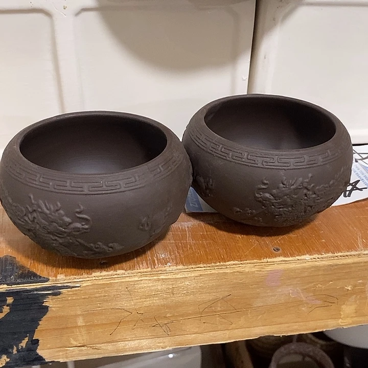 紫砂花盆多肉瑕疵盆有孔。