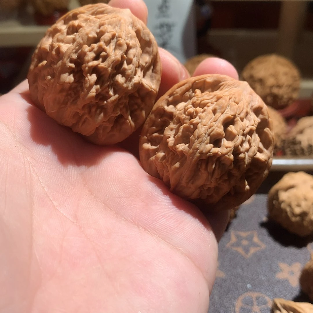 楸****全品无修麦穗虎头