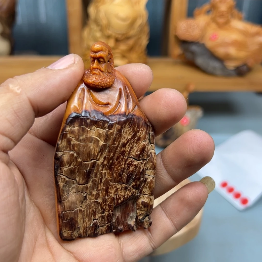 一***猫木崖柏木摆件手把件