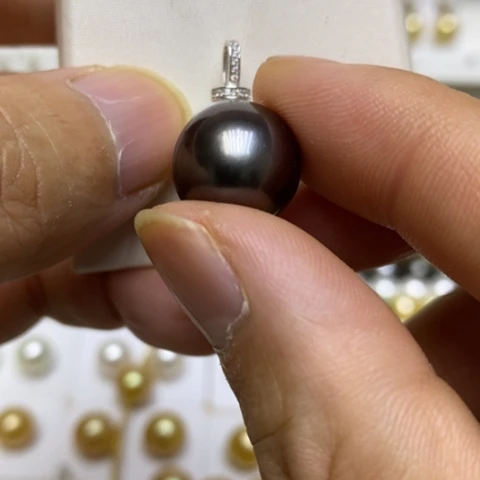 海水珍珠颈饰18K金镶嵌