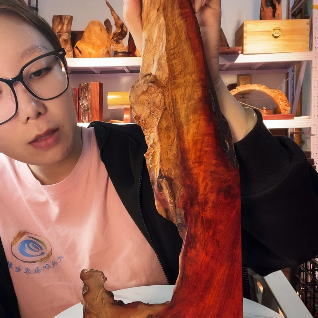 紫檀木类端景台艾****龙