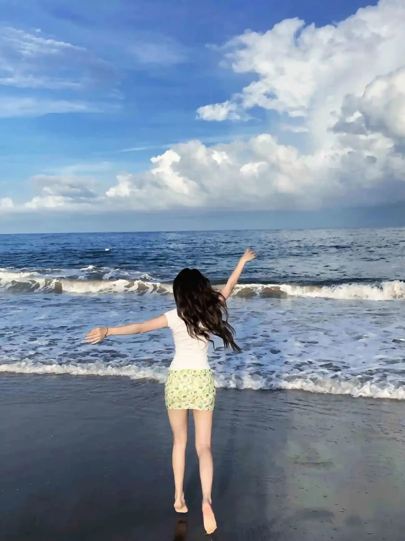 清新柠檬半身裙女夏季高腰A字百搭短款小众碎花裙包臀短裙